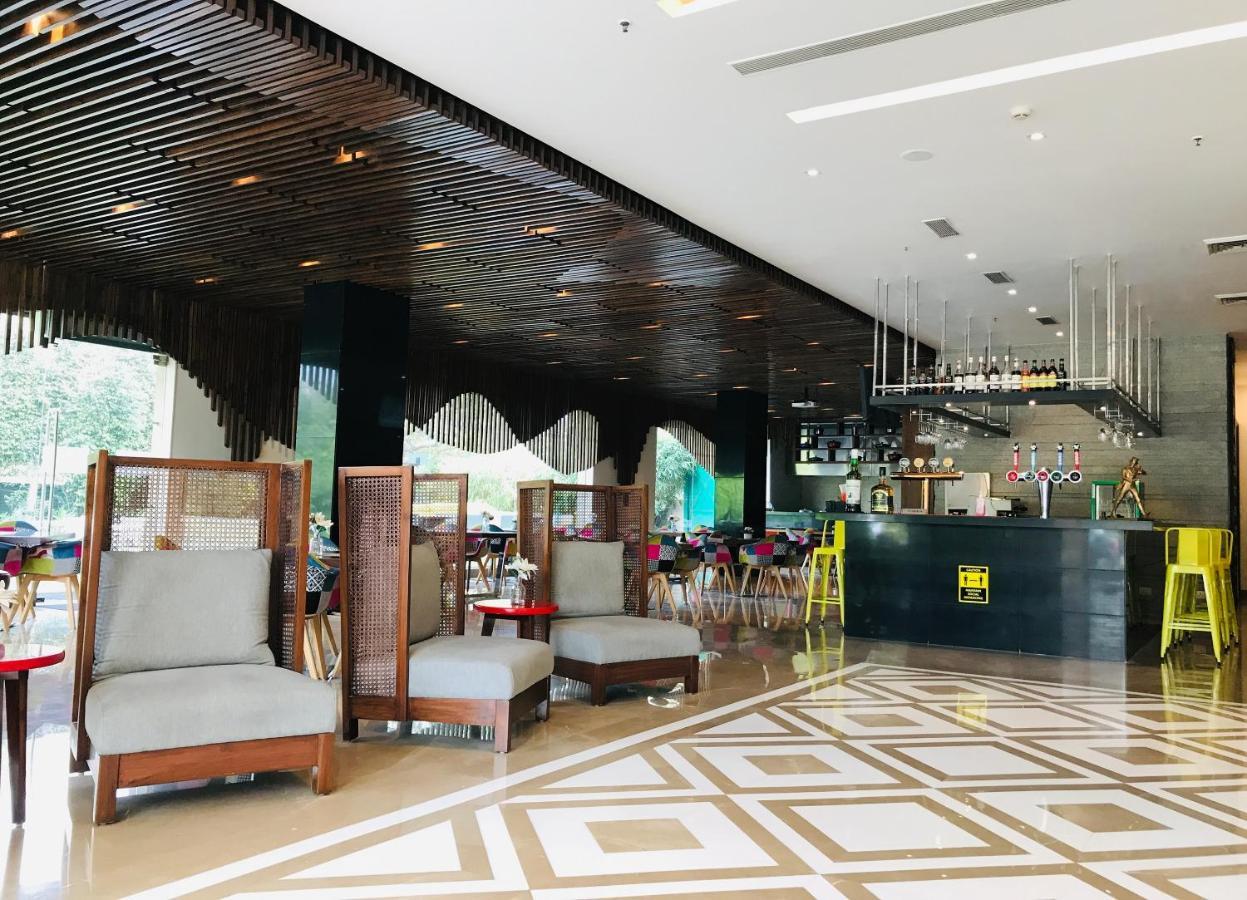 Golden Tulip City Centre Gurgaon Exterior photo